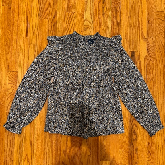 NWT GAP smocked floral peasant top - Picture 1 of 6